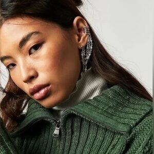 Free People My Youth Ear Cuff Set (silver/star) NWT